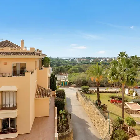 Amazing Sea Views Hacienda Elviria Apartment *