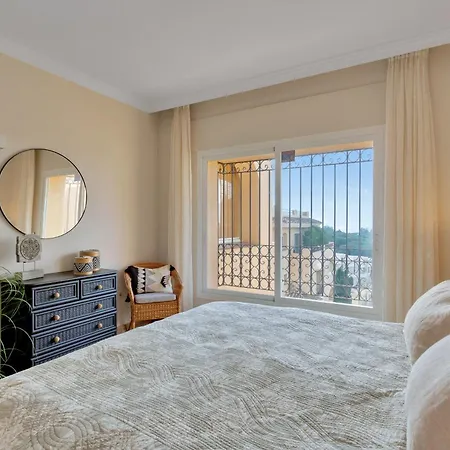 Amazing Sea Views Hacienda Elviria Apartment